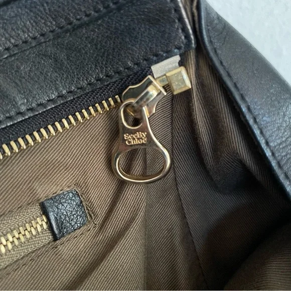 See By Chloe Black Leather Zipper Tote Bag - Picture 16 of 17
